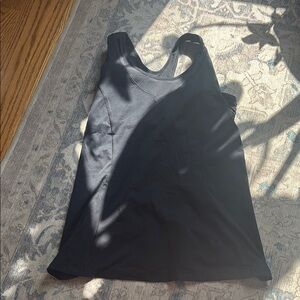 *Retired Style* size 6? Lululemon babydoll Tank